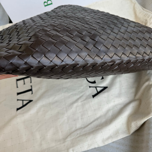 Bottega Veneta Hop Large Leather Fondant Chocolate Brown Hobo Bag