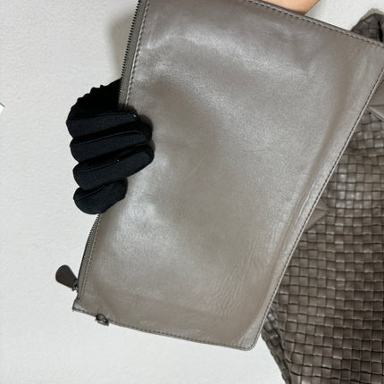 Sold Bottega Veneta Cabat Large Intreccio Leather Tote Bag Grey 40-43cm