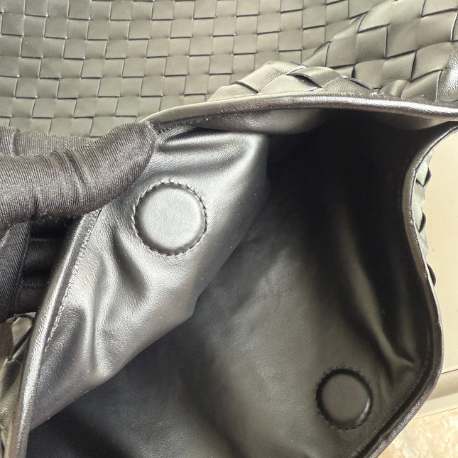 Bottega Veneta Hop Large Leather Black Hobo Bag