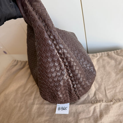 Bottega Veneta Belly Hobo Intreccio Leather Dark Chocolate Brown Large 50cm