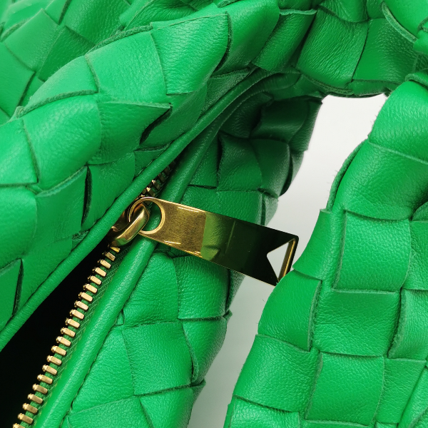Bottega Veneta Teen Jodie Leather Green Medium
