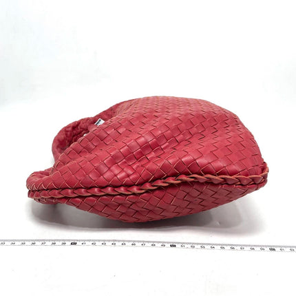 Sold Bottega Veneta Intrecciato Hobo Bag Medium Burgundy Lambskin leather