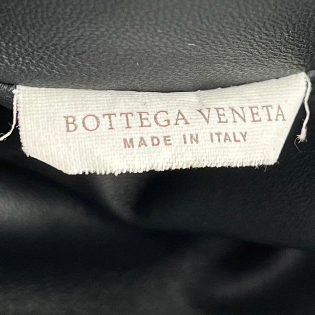 Bottega Veneta Pouch Large Intrecciato Black Calfskin Leather Clutch