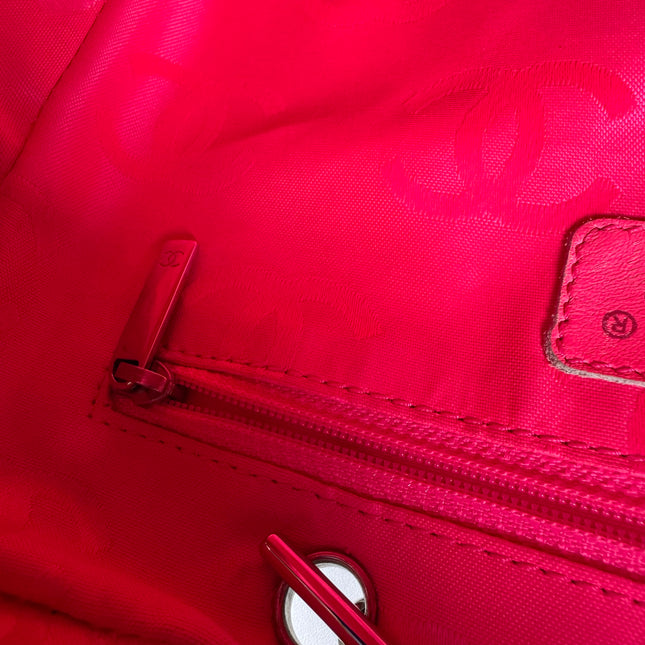 Sac Reporter Ligne Cambon Chanel en cuir de veau noir multipoches taille moyenne