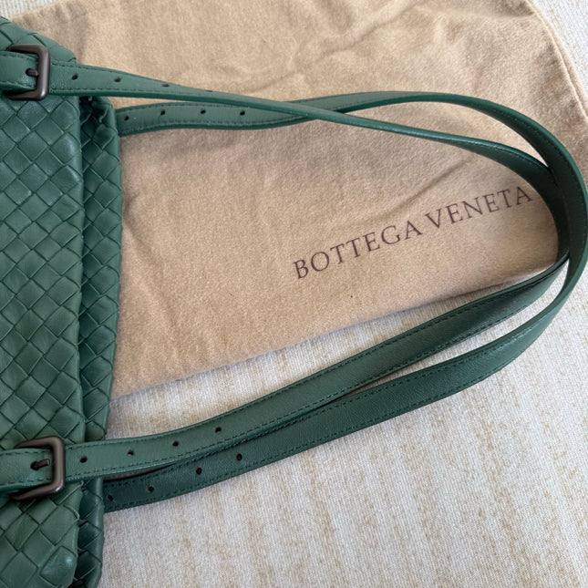 Bottega Veneta Cesta Shopper Tote Nappa Intrecciato Leather Dark Green Small