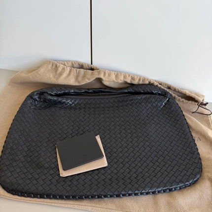Bottega Veneta Intrecciato Hobo Bag Medium Black Leather 47cm NEVER WORN-Luxbags
