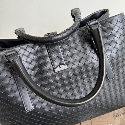 Bottega Veneta Roma Large Intrecciato Nappa Leather Black 35cm