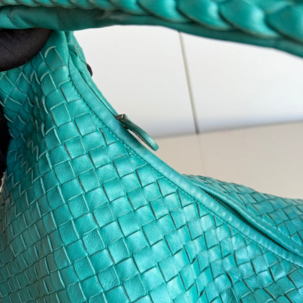 Bottega Veneta Veneta Hobo Maxi Green Intrecciato Leather Bag 51cm