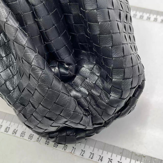 Bottega Veneta Pouch Large Intrecciato Black Calfskin Leather Clutch