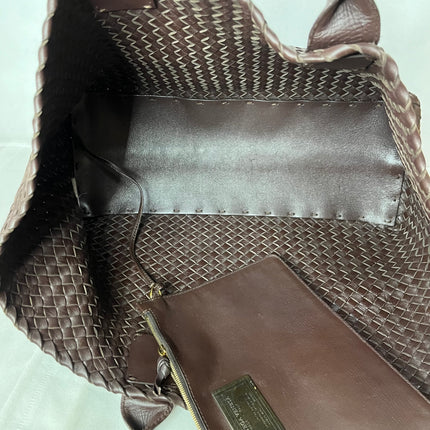 Bottega Veneta Cabat Tote Intreccio Leather Chocolate Brown 42cm