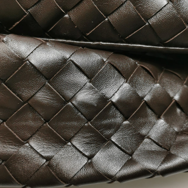 Bottega Veneta Hop Large Leather Fondant Chocolate Brown Hobo Bag