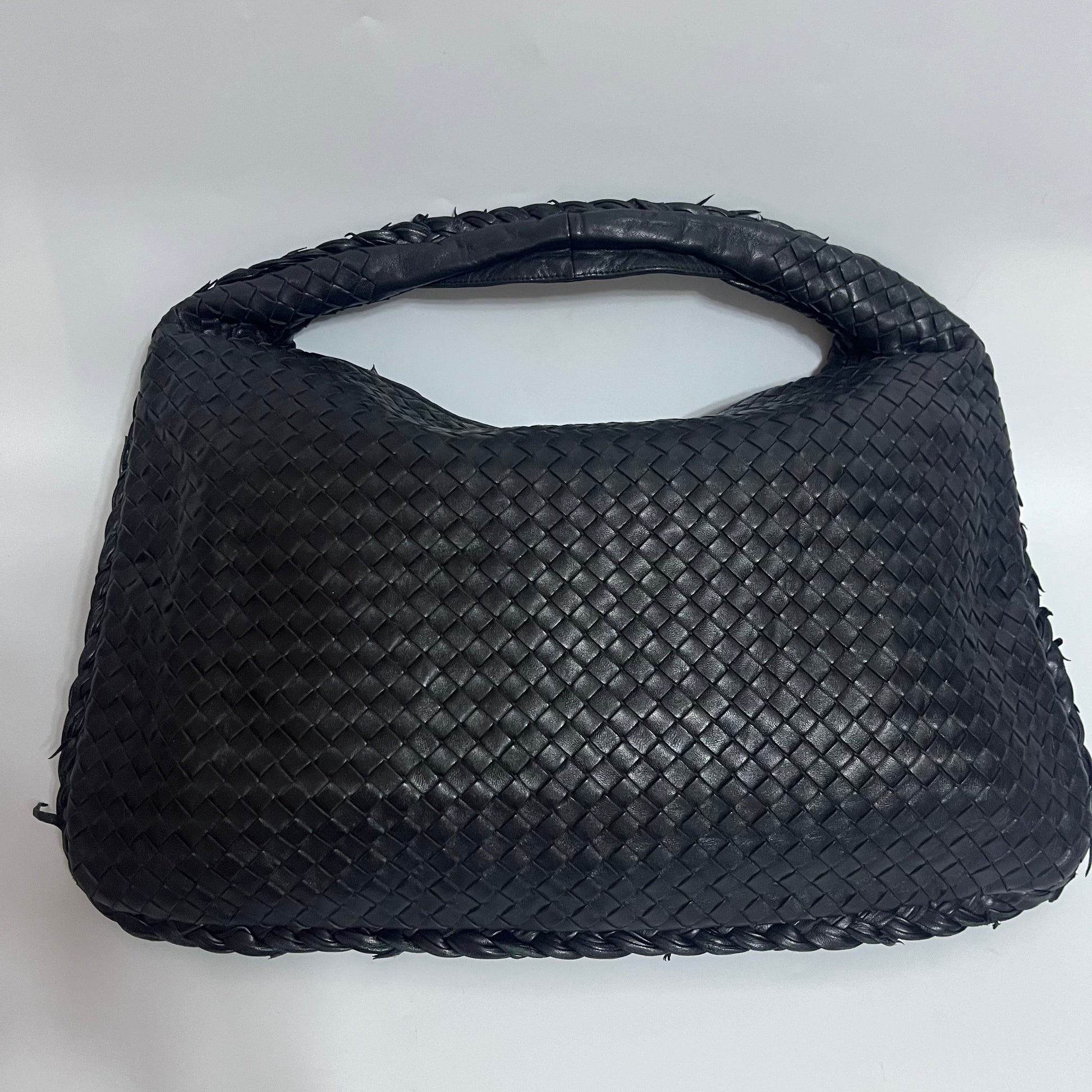 Bottega Veneta Intrecciato Hobo Bag Medium Black Leather 47cm-Luxbags