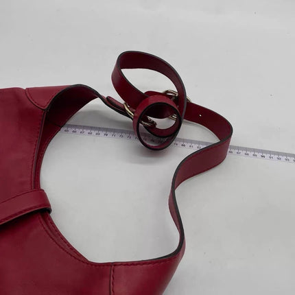 Sac Jackie Soft moyen en cuir rouge bordeaux avec fermoir piston doré Gucci