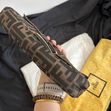 Fendi Baguette Classic Zucca Print Fendi Monogram