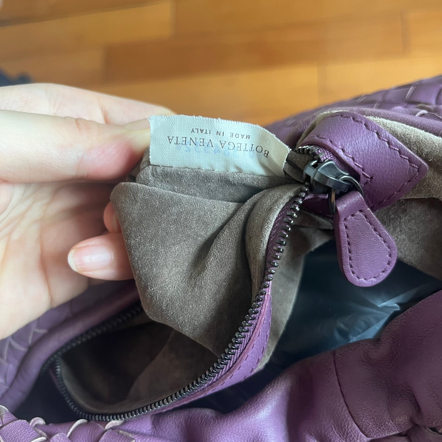 Sold Bottega Veneta Hobo Bag Lambskin leather Purple Medium 40cm