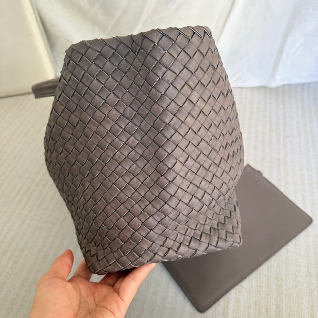 Bottega Veneta Cabat Large Intreccio Leather Tote Bag Grey 40-43cm