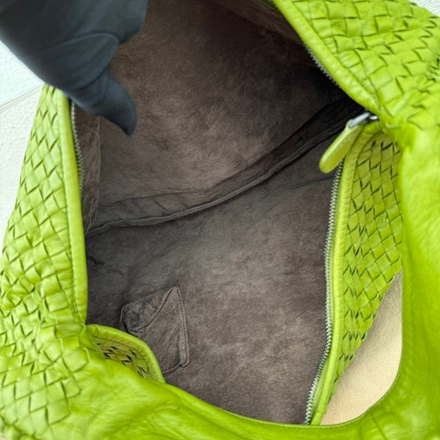 Sold Bottega Veneta Veneta Hobo Large Mela 52cm Lambskin Leather