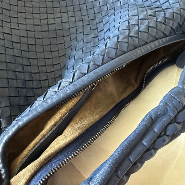 Bottega Veneta Veneta Hobo Large Navy Intrecciato Leather Bag 48cm