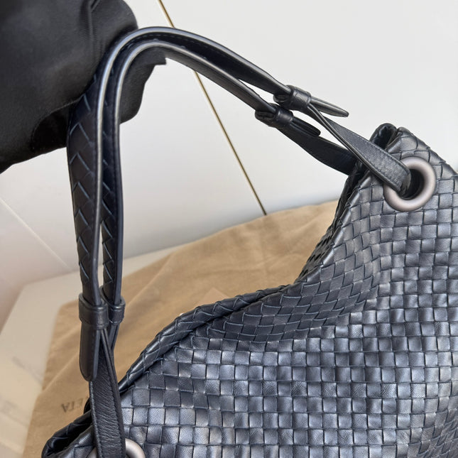 Bottega Veneta Garda Shoulder Bag Intrecciato Nappa Leather Black Large 33cm