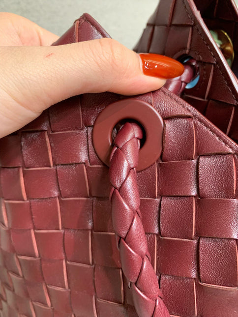 Bottega Veneta Andiamo Large Burgundy Handbag