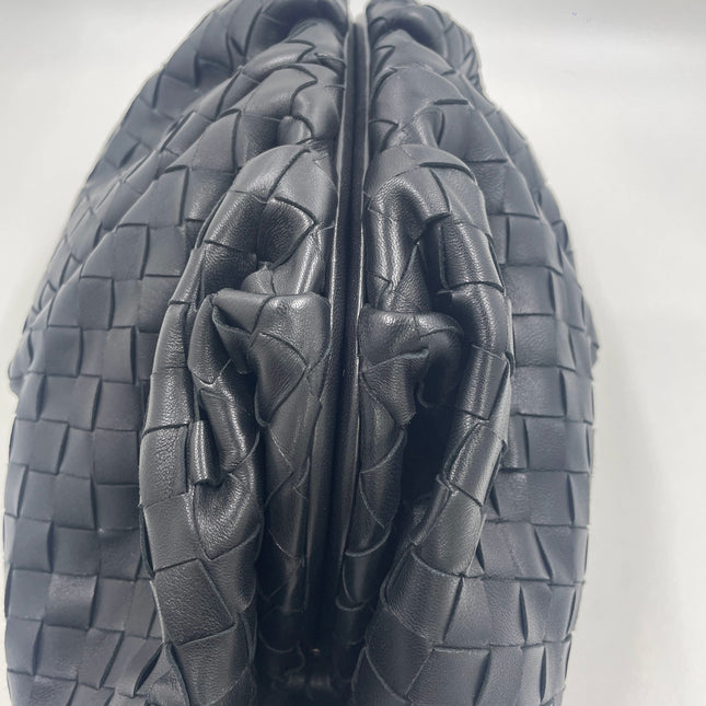 Bottega Veneta Pouch Large Intrecciato Black Calfskin Leather Clutch