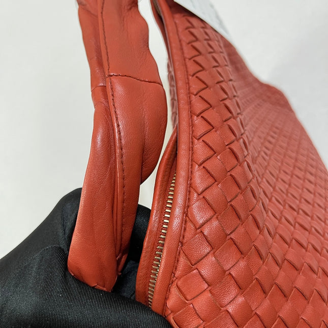 Bottega Veneta Veneta Hobo Medium Brick Red Intrecciato Leather Bag 47cm