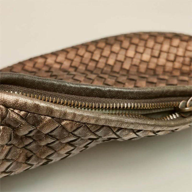 Sold Bottega Veneta Veneta Hobo Metallic Copper Leather Medium 38.5