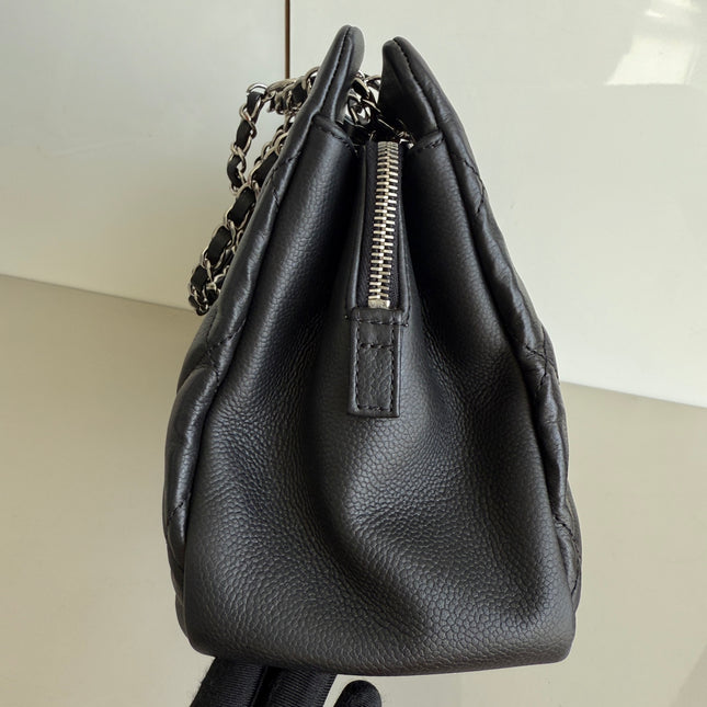Chanel CC Logo Tote Black Soft Quilted Caviar Leather Silver Hardware 2011-2012