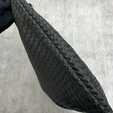 Bottega Veneta Veneta Hobo Maxi Black Leather 52cm