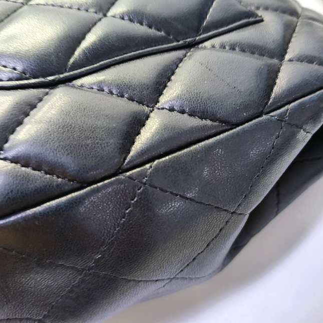 Chanel Classic Flap Jumbo Vintage Black Lambskin Leather Single Flap 24k Gold Hardware, 2008-2009