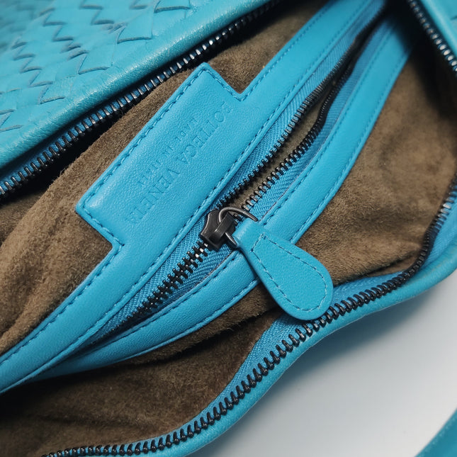 Bottega Veneta Veneta Hobo Maxi Blue Intrecciato Leather 52cm