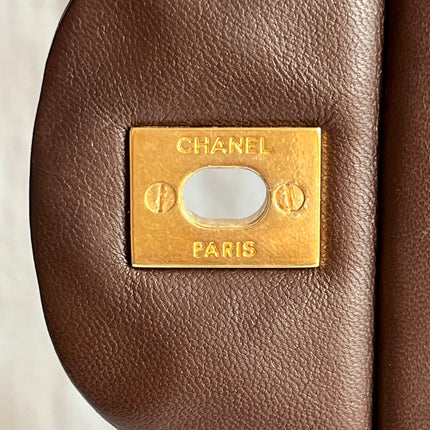 Chanel Classic Flap Maxi Chocolate Brown Lambskin Leather Single Flap Gold Hardware
