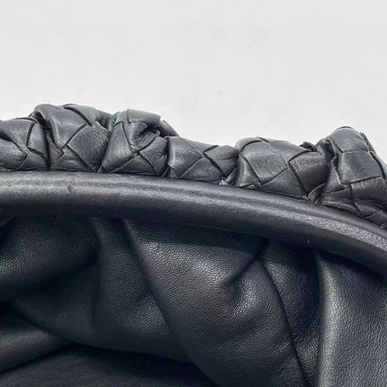 Bottega Veneta Pouch Large Intrecciato Black Calfskin Leather Clutch