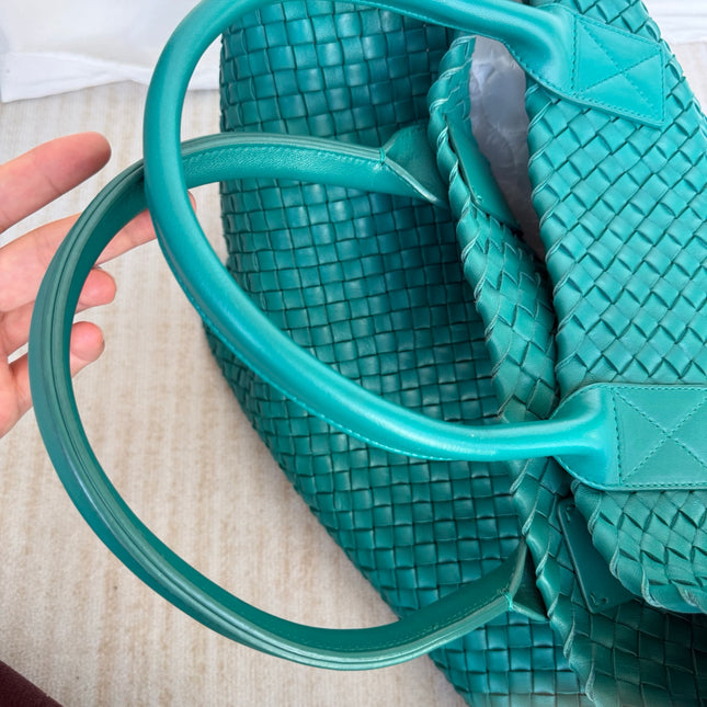 Bottega Veneta Cabat Tote Green Intreccio Leather 50cm