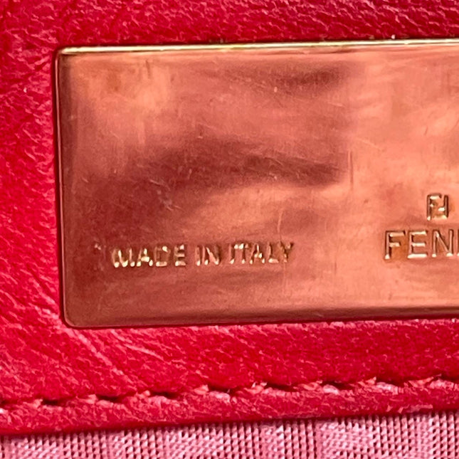 Fendi Baguette 1997 Re-edition 3D Embossed Red Leather Shoulder bag