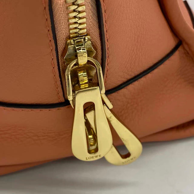 Loewe Amazona 28 in Orange Leather Goat Special Edition