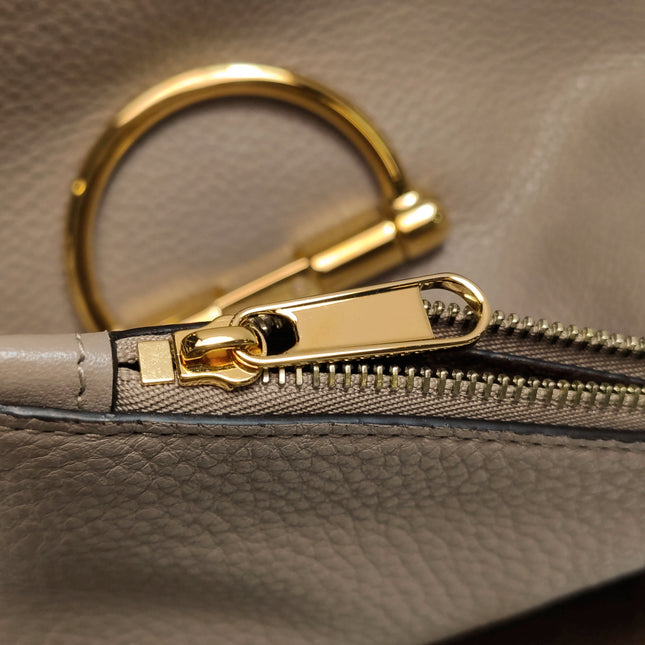 Gucci Softbit Maxi Shoulder Bag Beige Calfskin Leather 2024