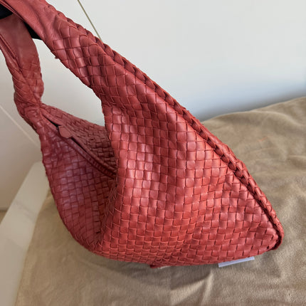 Sold Bottega Veneta Veneta Hobo Medium Brick Red Intrecciato Leather Bag 47cm