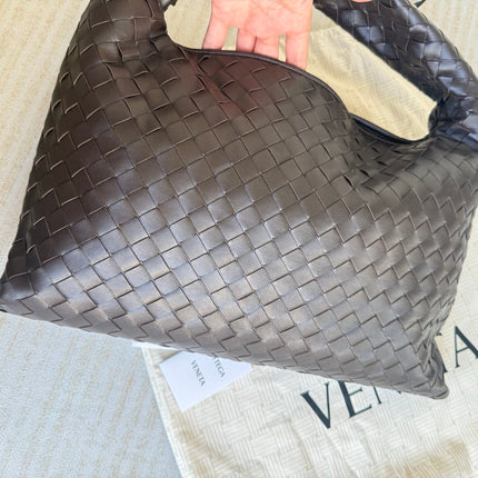Bottega Veneta Hop Hobo Small Fondant Dark Chocolate Brown Leather 40cm
