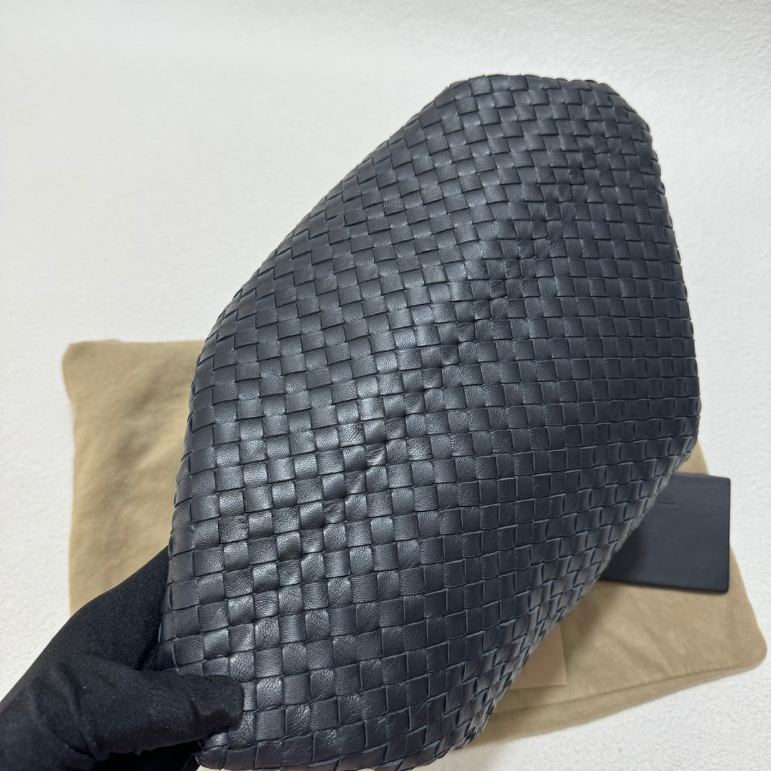 Bottega Veneta Medium Convertible Tote Bag Hobo Black Leather Two-way Carry 40cm