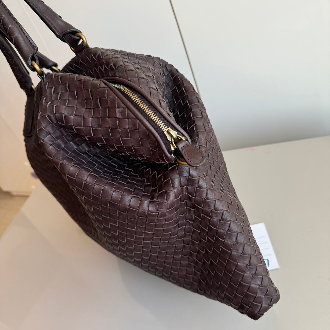 Bottega Veneta Maxi Convertible Tote Bag Hobo Chocolate Brown Leather Two-way Carry 50cm