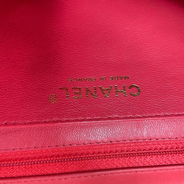 Chanel Classic Flap 2009 Large Red Leather Gold Hardware Velvet Chain Matelasse Strap