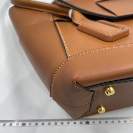 Bottega Veneta Arco Tote Bag Medium Tan Brown Leather 33