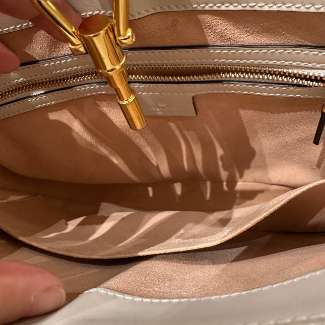 Gucci Jackie 1961 White Leather Bag with Adjustable Strap Size Small
