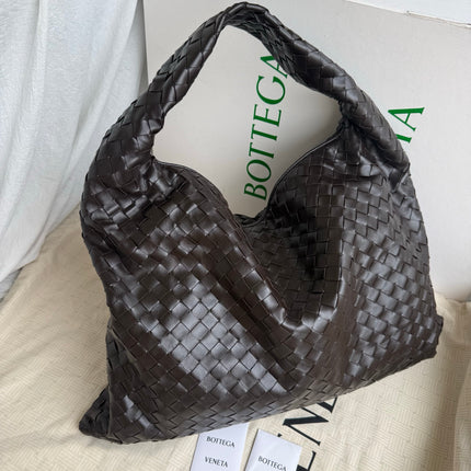 Bottega Veneta Hop Large Leather Fondant Chocolate Brown Hobo Bag