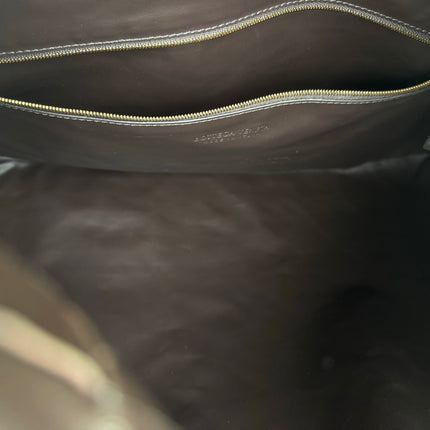 Bottega Veneta Hop Large Leather Fondant Chocolate Brown Hobo Bag