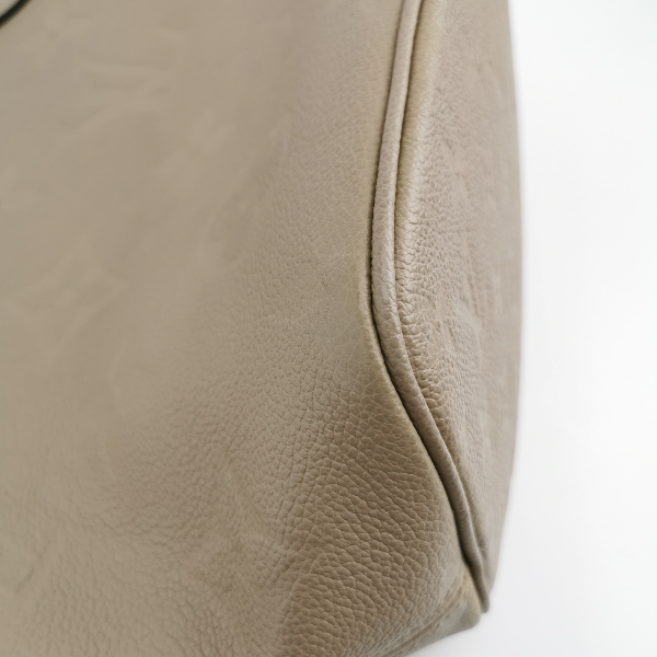 Sold Louis Vuitton Leather Neverfull MM Tote Medium Grey