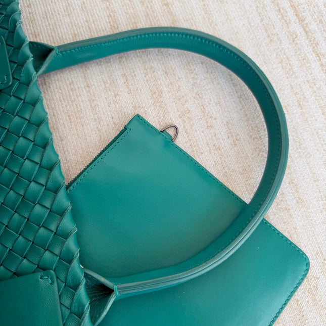 Bottega Veneta Cabat Tote Green Intreccio Leather 50cm
