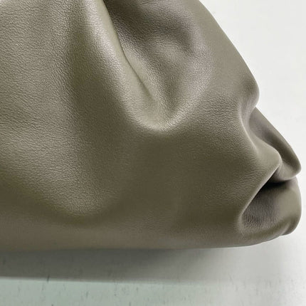 Bottega Veneta Pouch Calfskin Leather Dark Green Large