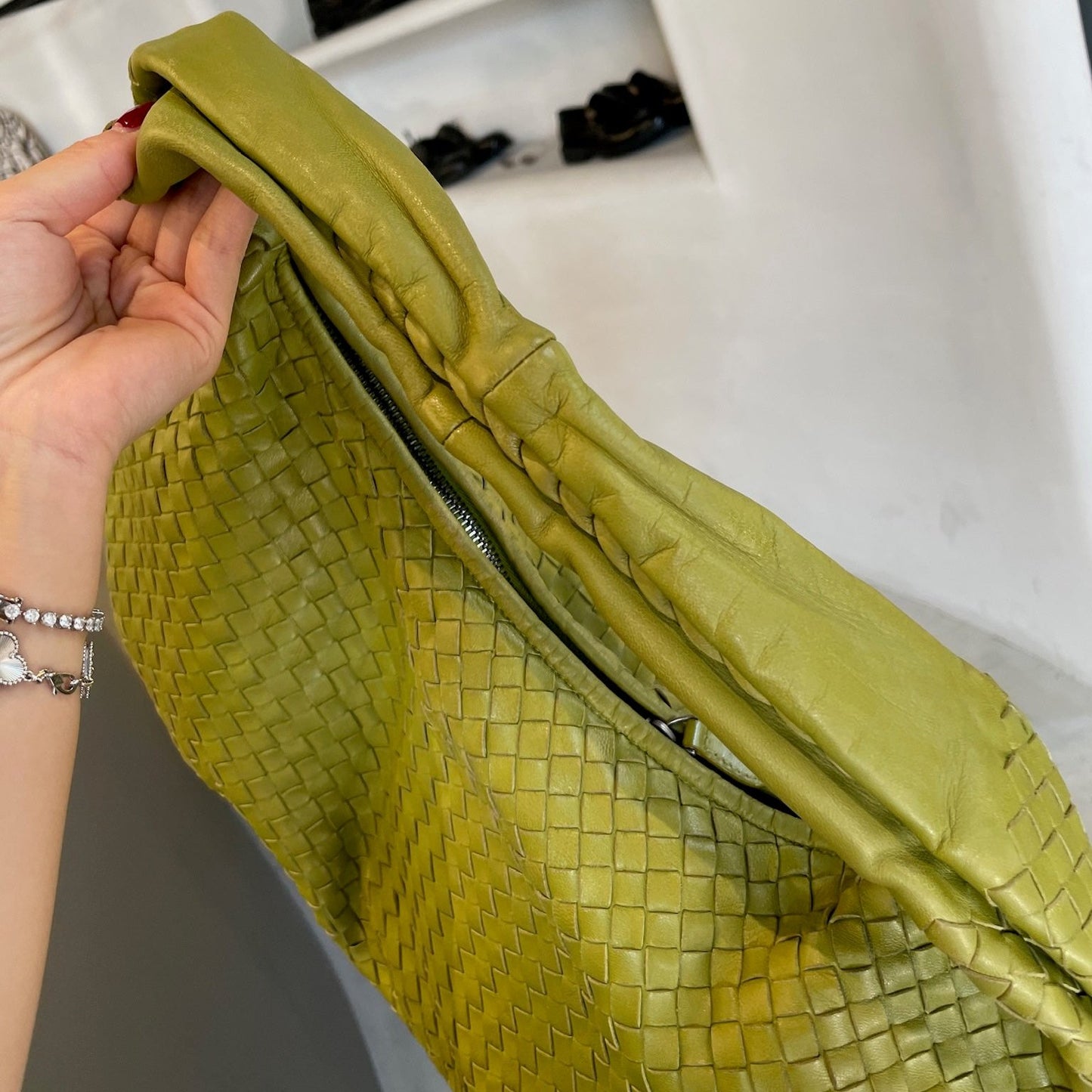 Bottega Veneta Belly Hobo Intrecciato Avocado Green Nappa Leather Large 50cm